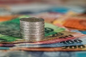 Read more about the article Making Economics Easy
