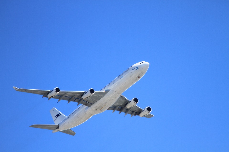 You are currently viewing Summer Vacations are Up, But Budgets for Them are Down