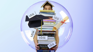 Read more about the article Student Loan Debt Reaches Record High