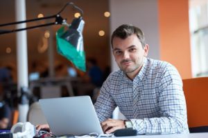 Read more about the article Reselling: What It Means in Tech, and How You Can Profit