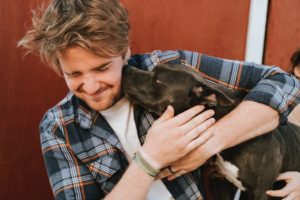 Read more about the article Dog Lovers Lead Happier Lives