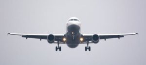 Read more about the article Price or Comfort? A Look at Airline Travelers Today