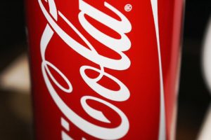 Read more about the article Mike Attacks “NEW COKE” in Stranger Things 3 and Try It Yourself