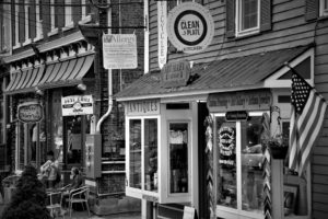 Read more about the article What is Your Favorite Independently Owned Business?