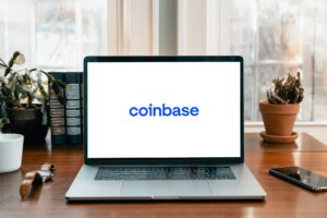 Read more about the article Coinbase Finds Itself in Battle with the SEC