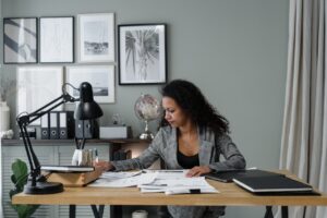 Read more about the article The Growth of Payroll Services and PEOs – Is It a Good Thing?