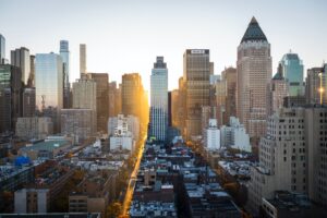 Read more about the article US Investors Need to Hedge Their Bets in this Current Economy