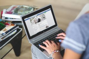 Read more about the article Best Virtual Cards for Facebook Ads