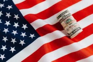 Read more about the article Post Reporter on Trump, Harris and the National Debt
