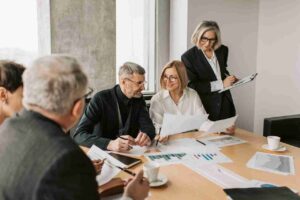 Read more about the article The Gold Standard of Leadership: Creating Ripples of Sustainable Growth