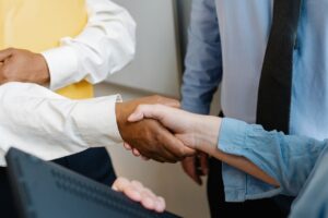 Read more about the article Litigation vs. Arbitration vs. Mediation: What’s Right for Your Business Dispute?
