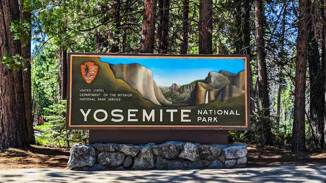 You are currently viewing Yosemite for Sale? The Truth About the Proposed Land Swap