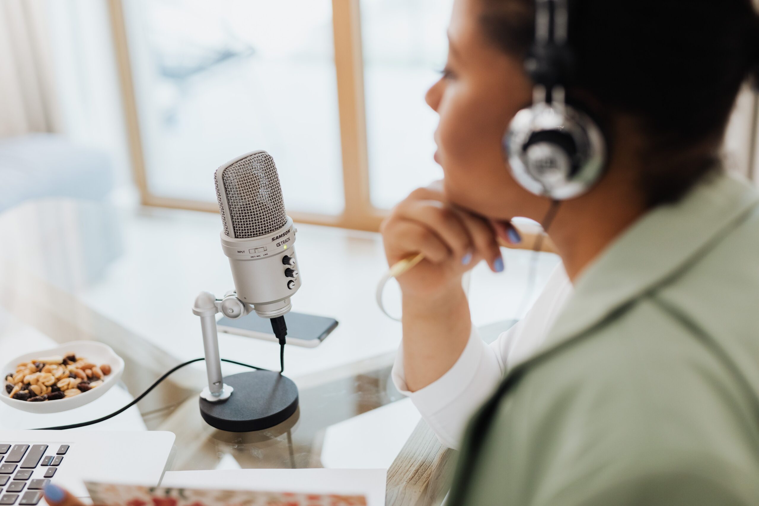 You are currently viewing Veteran Publicist Wyllisa Bennett Steps Behind the Mic with New Podcast CALL ME WYLLISA