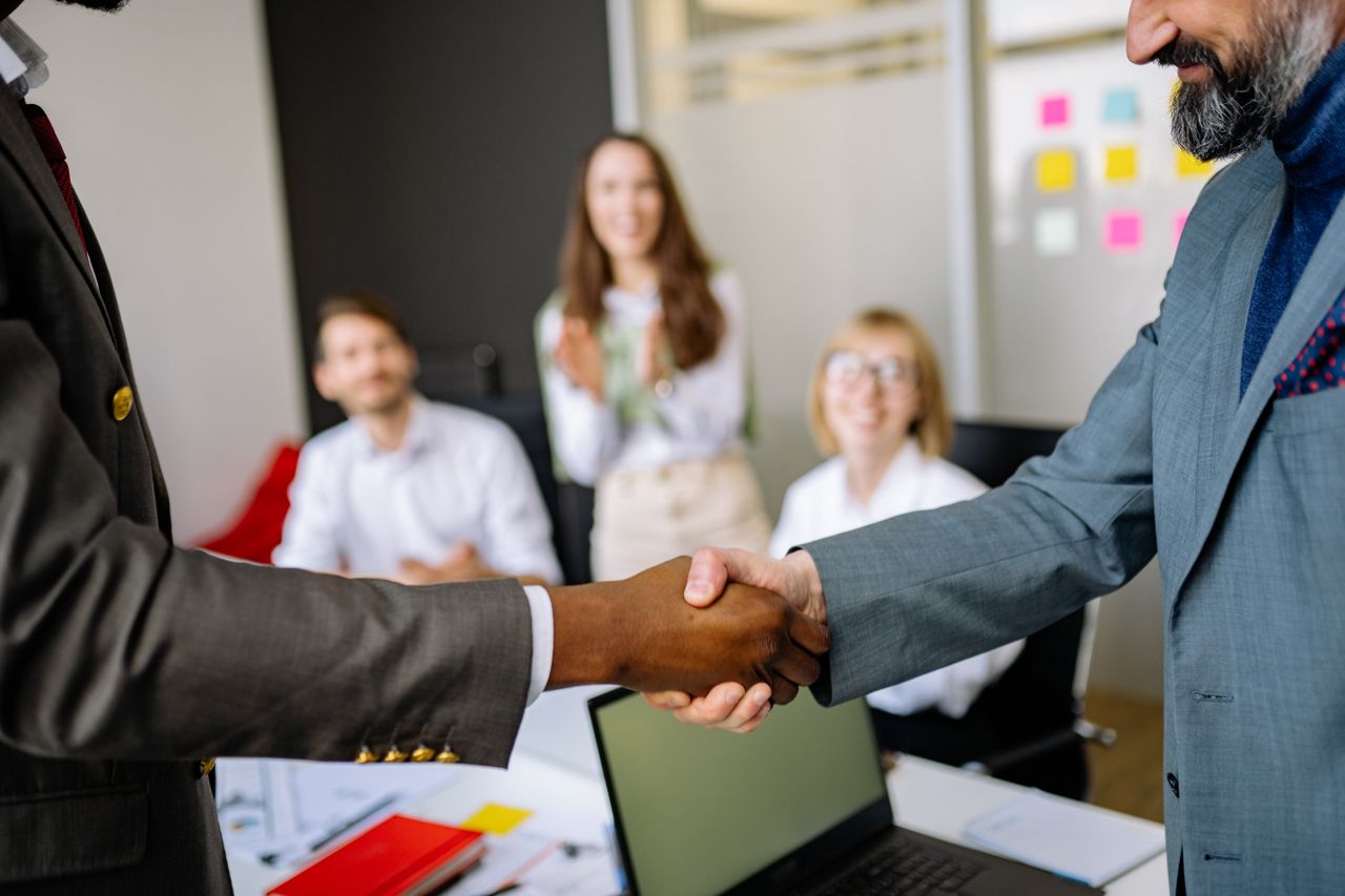 You are currently viewing Understanding the Different Types of Business Buyers