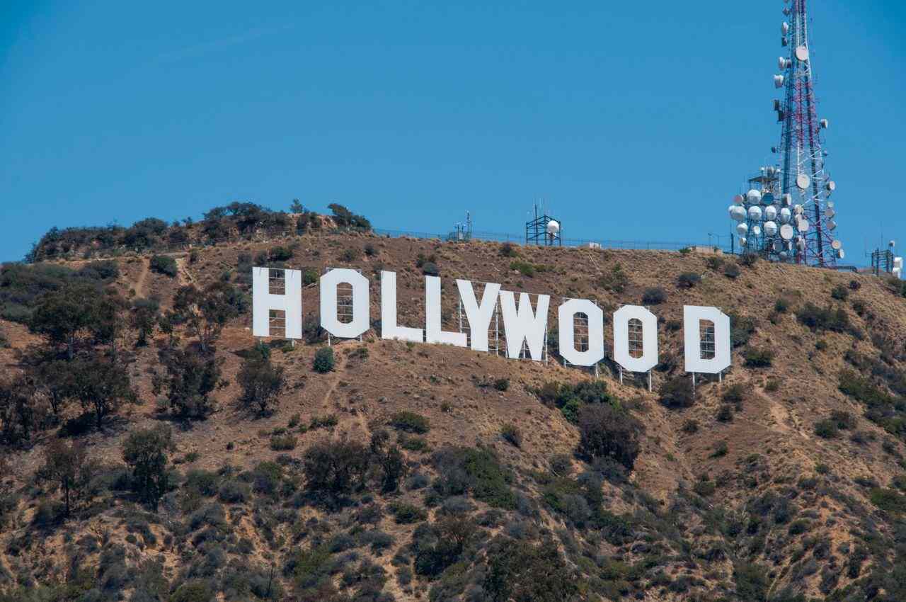 You are currently viewing Killing Cardi to Luxury Real Estate in Los Angeles